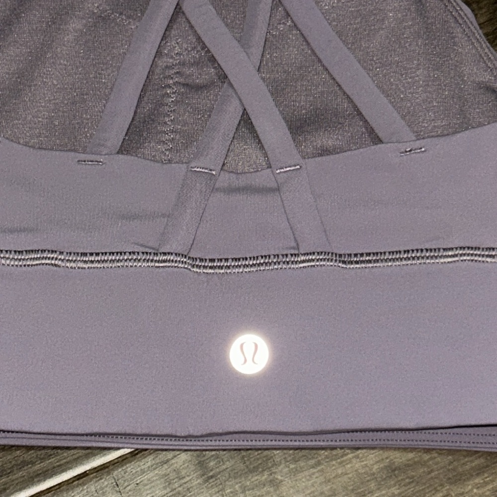 EUC Lululemon Energy Bra High Neck Long Line Tough *Medium Support, B–D Cup 2 - Picture 6 of 8